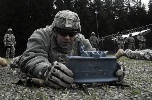 setting-up-a-claymore-mine